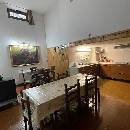 Taverna Apartment Châtillon